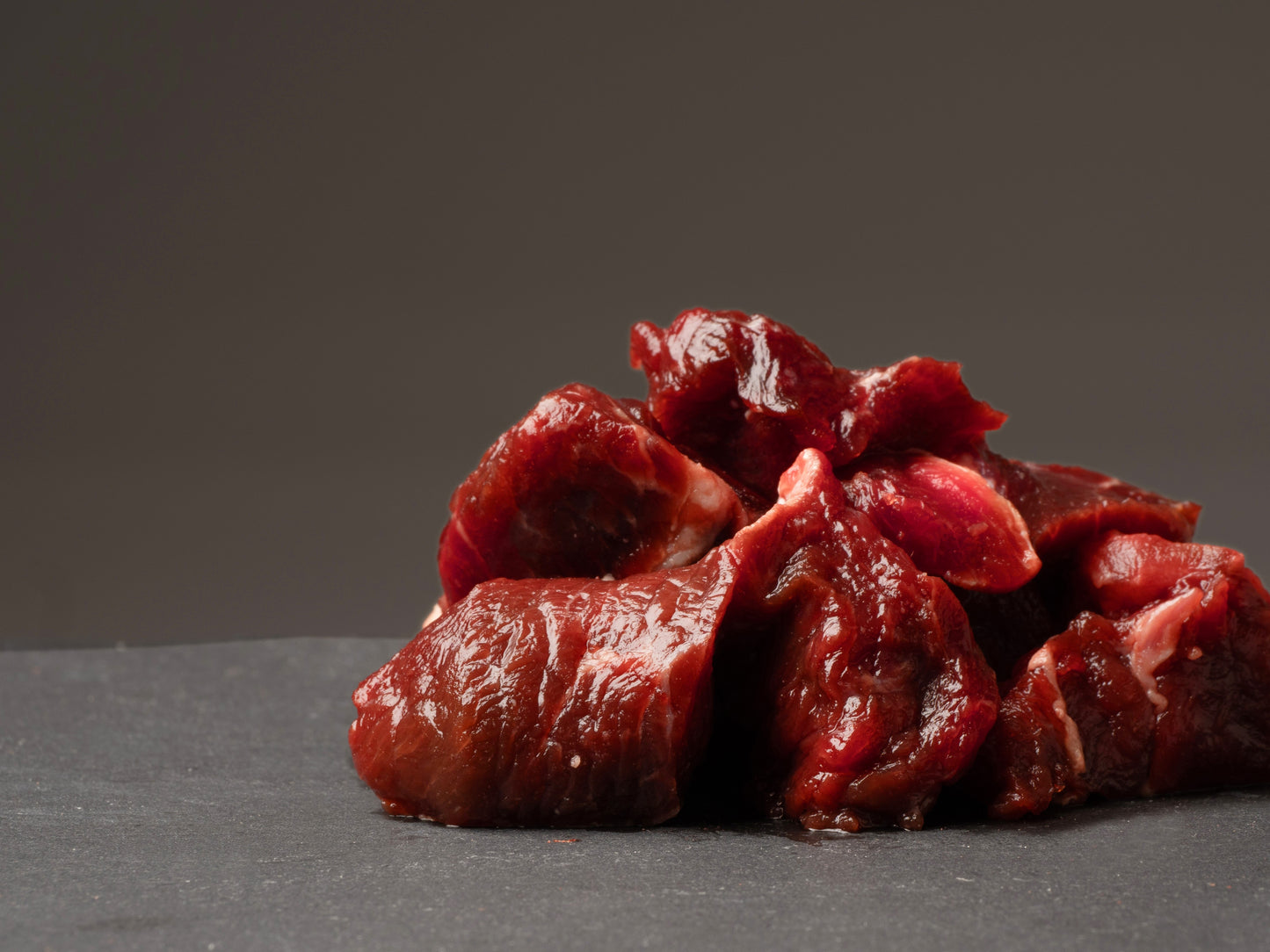 Zasshu® 【角切り 袋】 鹿肉 エゾシカ肉 蝦夷鹿肉 えぞしか肉 【北海道産 最高品質】 犬 猫 ペットフード ブロック ぶつ切り